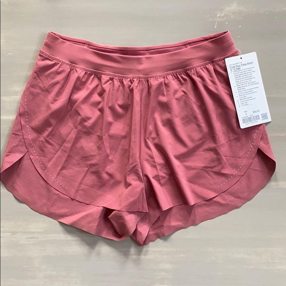 NWT Lululemon Find Your Pace Short Cherry Tint 6